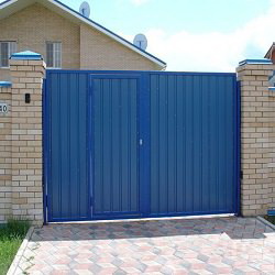 Ворота распашные  из профнастила (металлопрофиля)